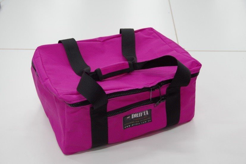 pink-overnight-bag01