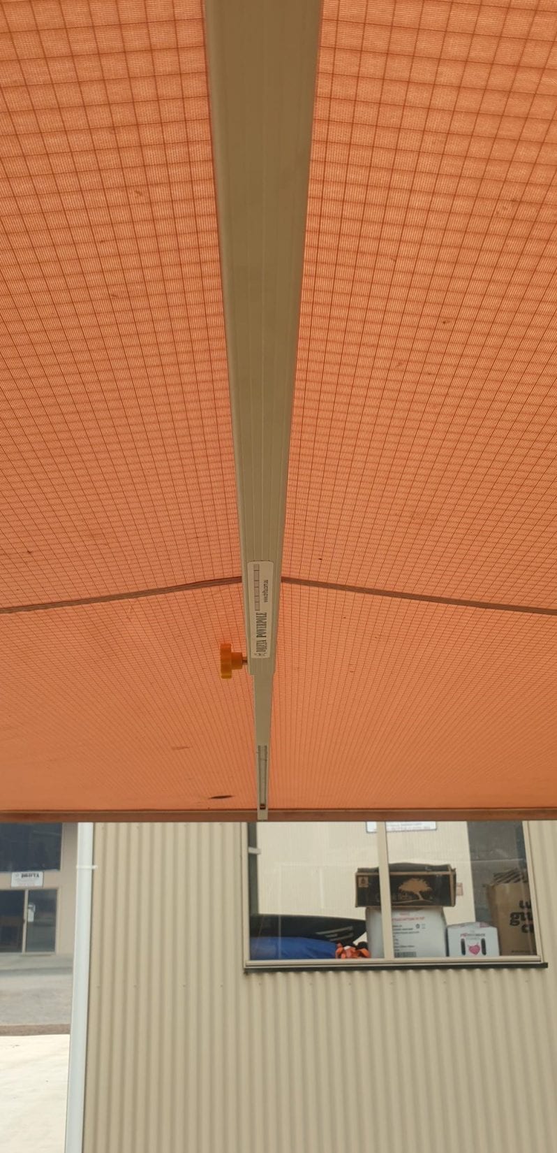 Kings / Tjm Roll Out Awning Led Curved Spreader Power Pole Drifta