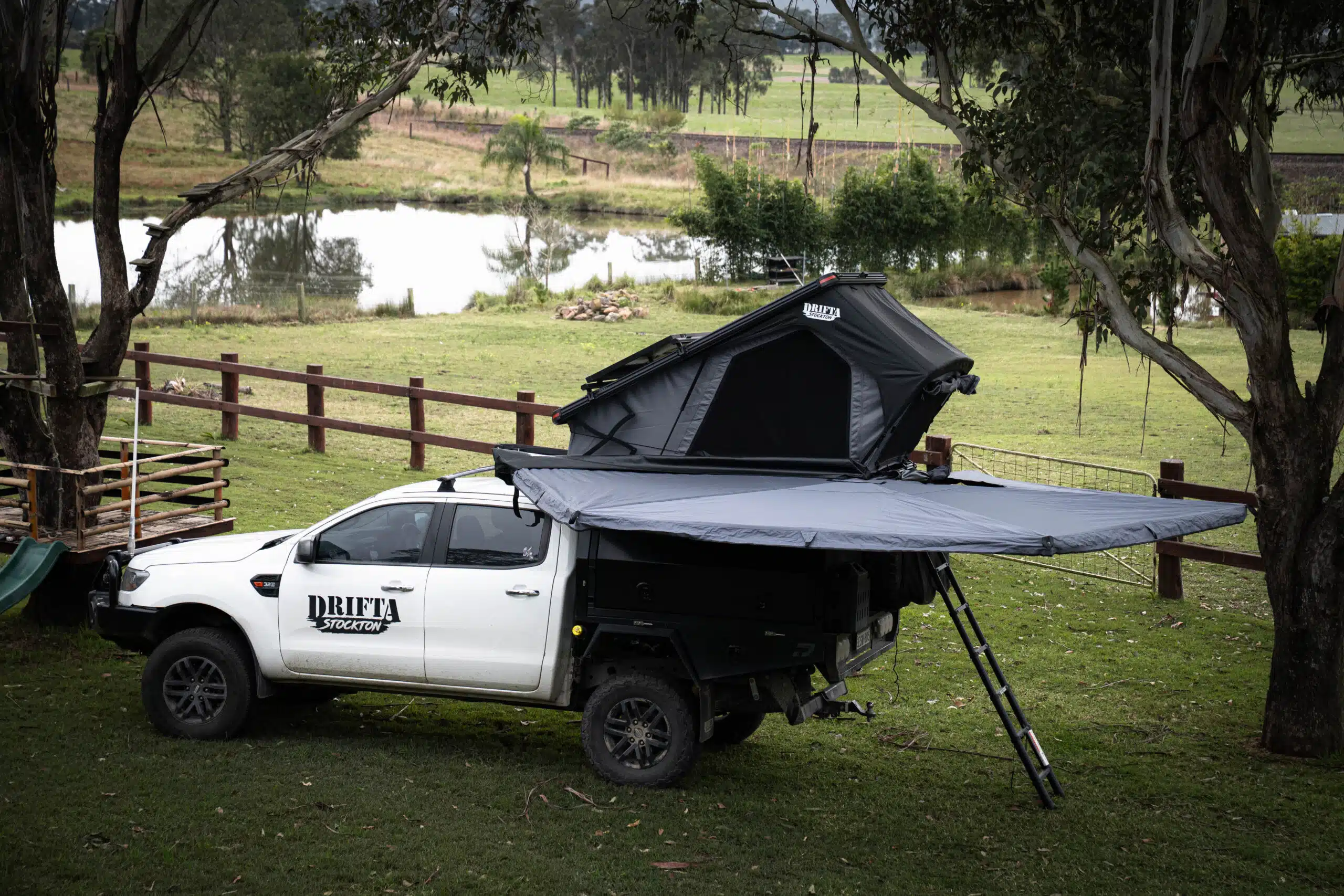 Wildlands Bush Cruiser Version Roof Top Tent Drifta Camping 4WD